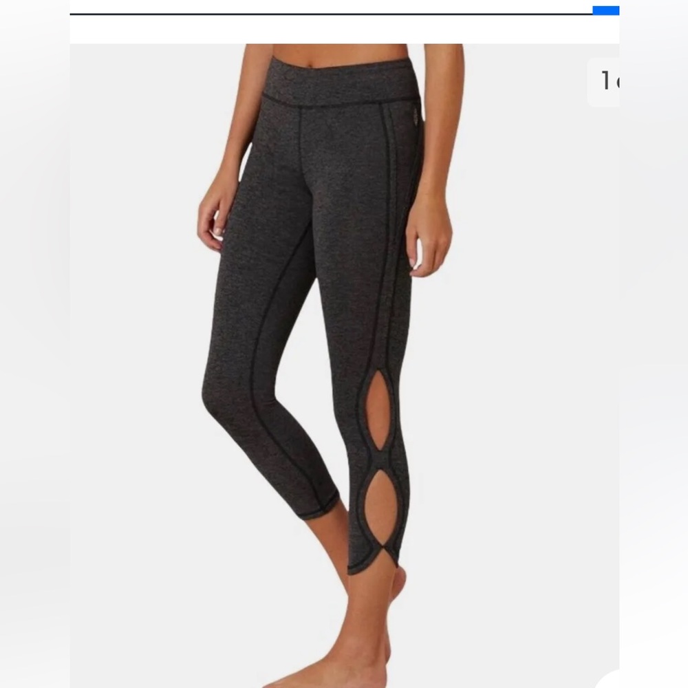 Free People Movement Infinity High rise Leggings cropped length  Side Cu…